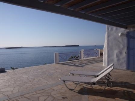 (For Rent) Residential Villa || Cyclades/Paros - 150,00Sq.m, 3Bedrooms, 1.825€ 