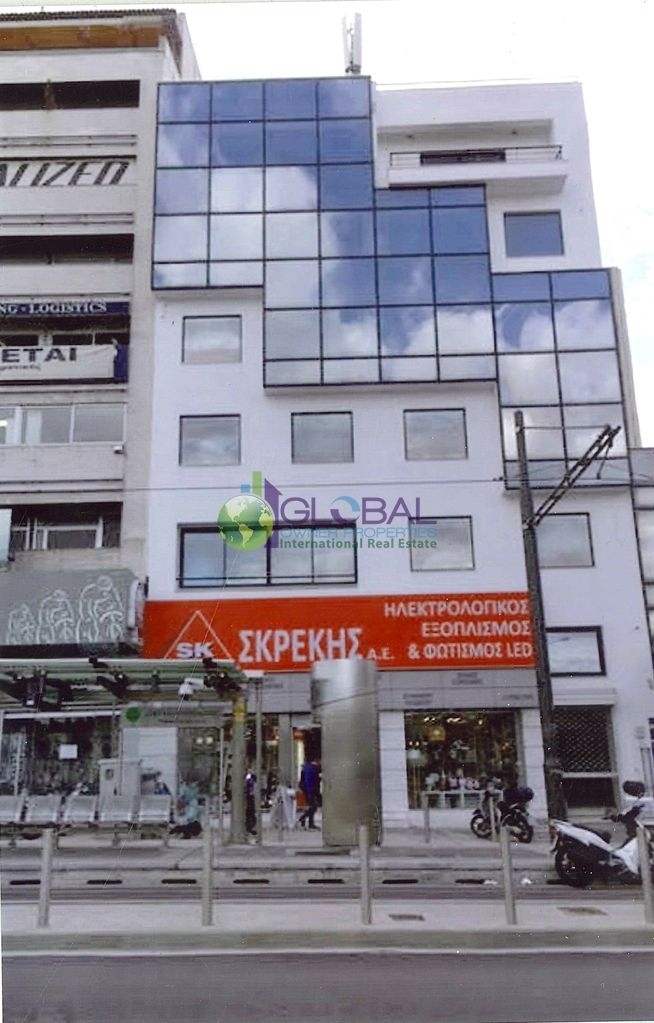 (For Rent) Commercial Commercial Property || Piraias/Piraeus - 120 Sq.m, 700€ 