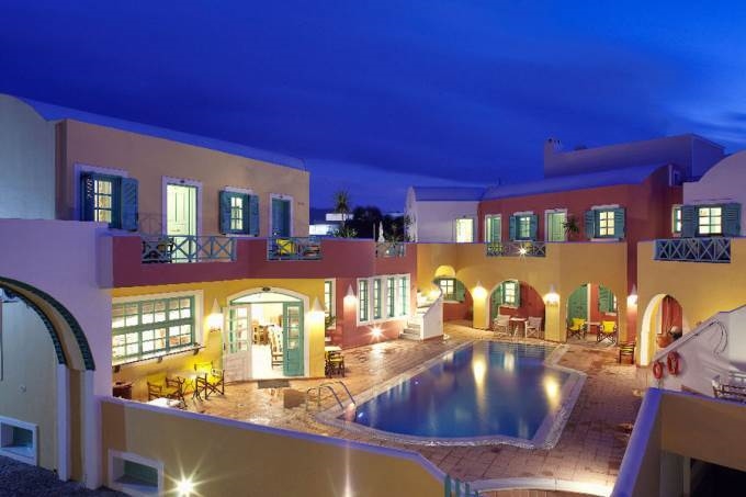(En vente) Local commercial Hotel || Cyclades/Santorini-Thira - 1.500 M2, 3.000.000€ 